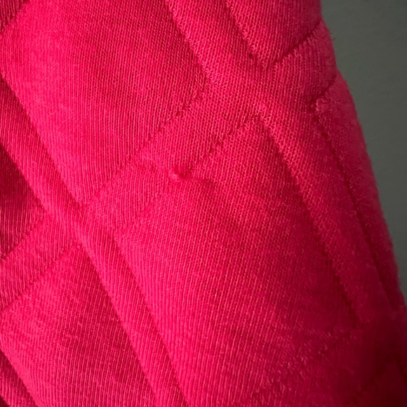 Tuckernuck Azalea Quilted Crewneck Pullover
TUCK SPORT Size small - Picture 8 of 9